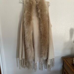 Neutral Tan Faux Fur Trimmed Western Fringe Vest Size S/M